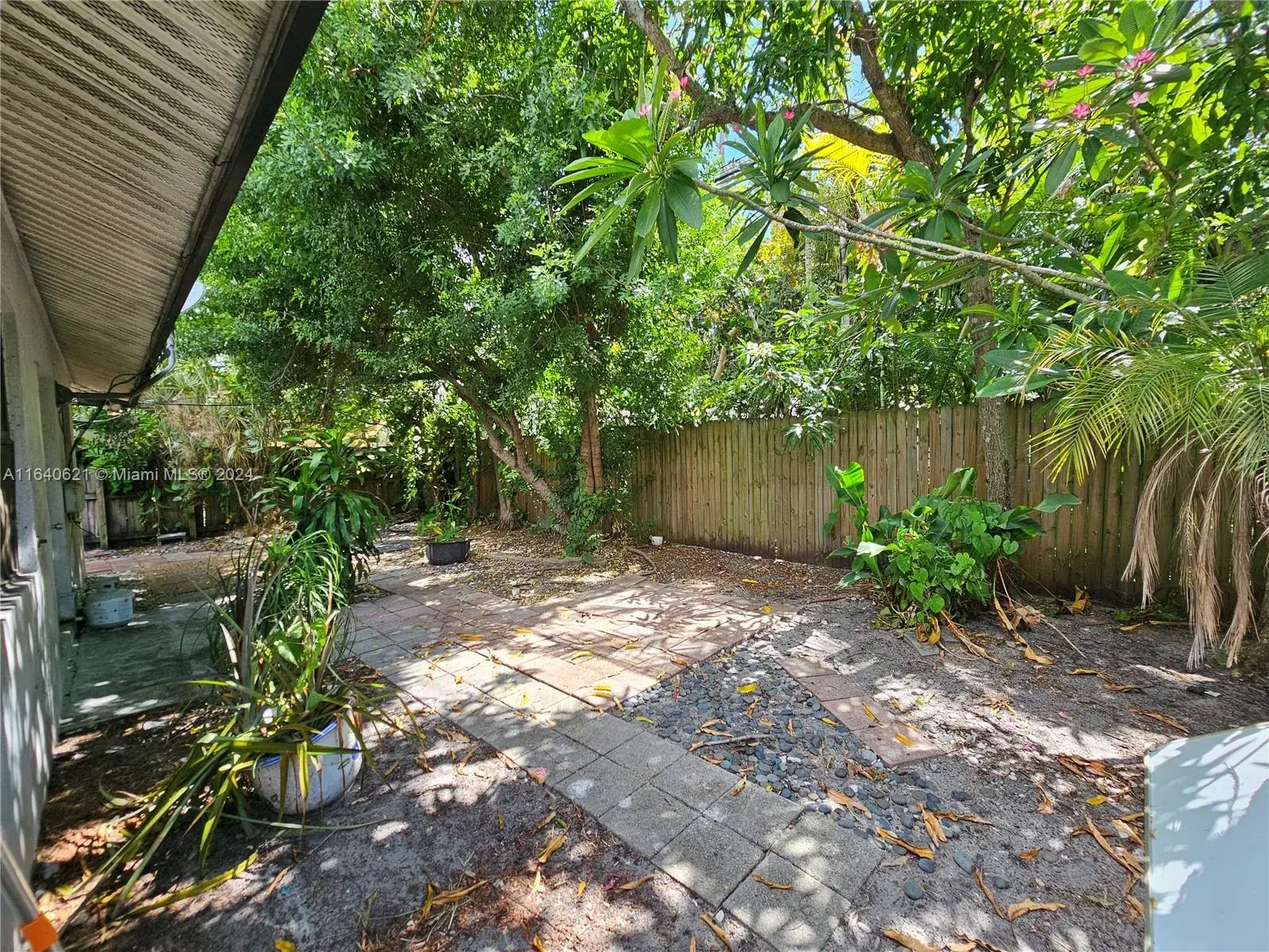 1236 NE 12th Ave, Fort Lauderdale FL 33304
