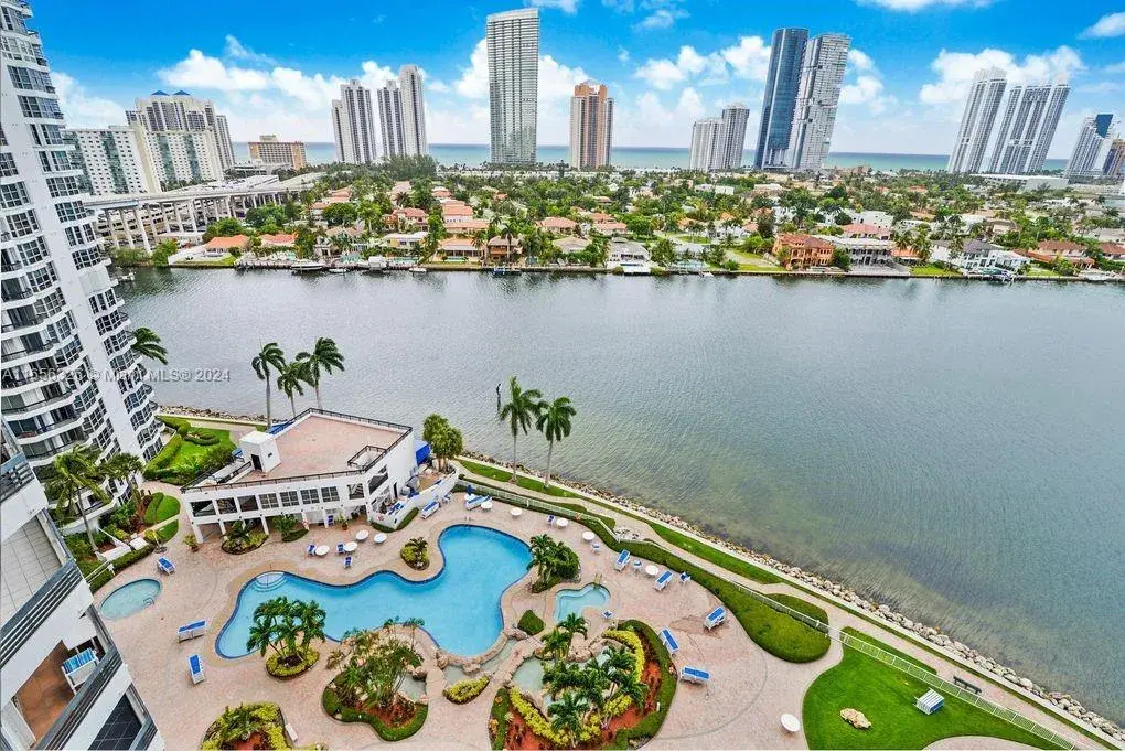 2 bedroom 2 bath Residential for sale at 19101 Mystic Pointe Dr, Aventura FL 33180