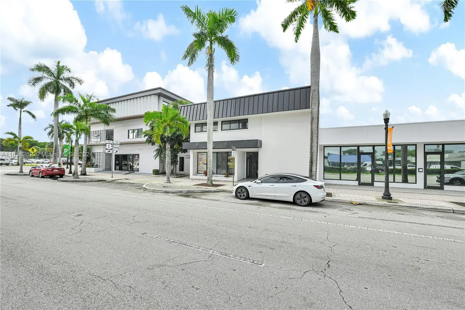 Commercial Sale for sale at 2640 Hollywood Blvd # 114, Hollywood FL 33020