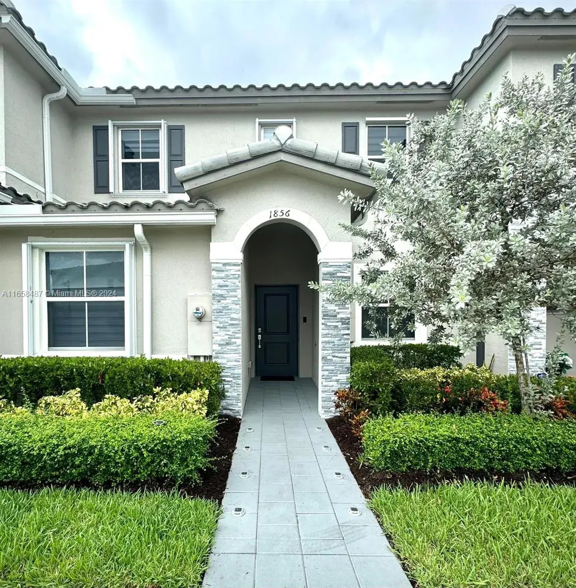 1856 SE 26th Rd # 1856, Homestead FL 33035-2356