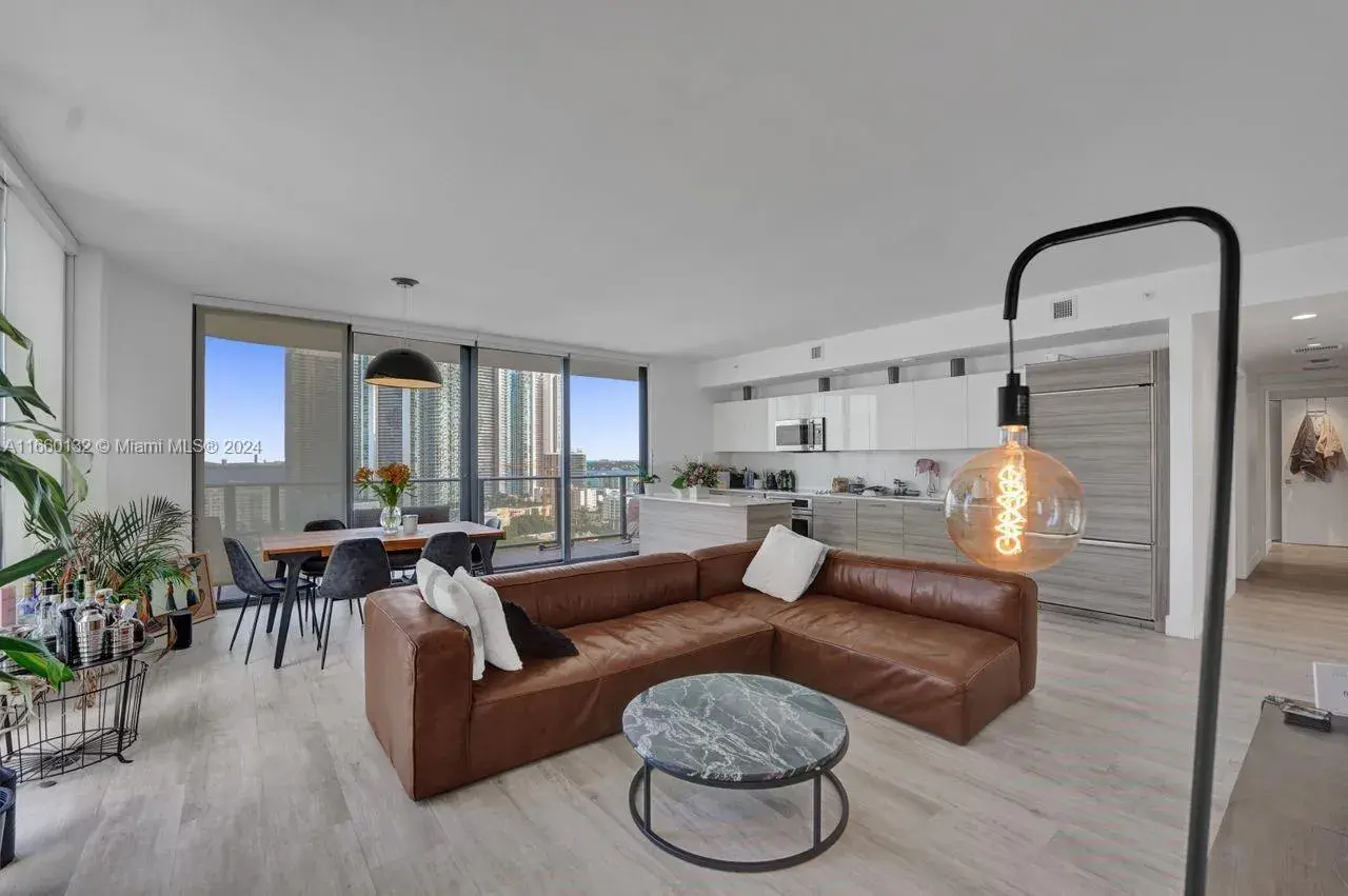 121 NE 34th St # 1908, Miami FL 33137