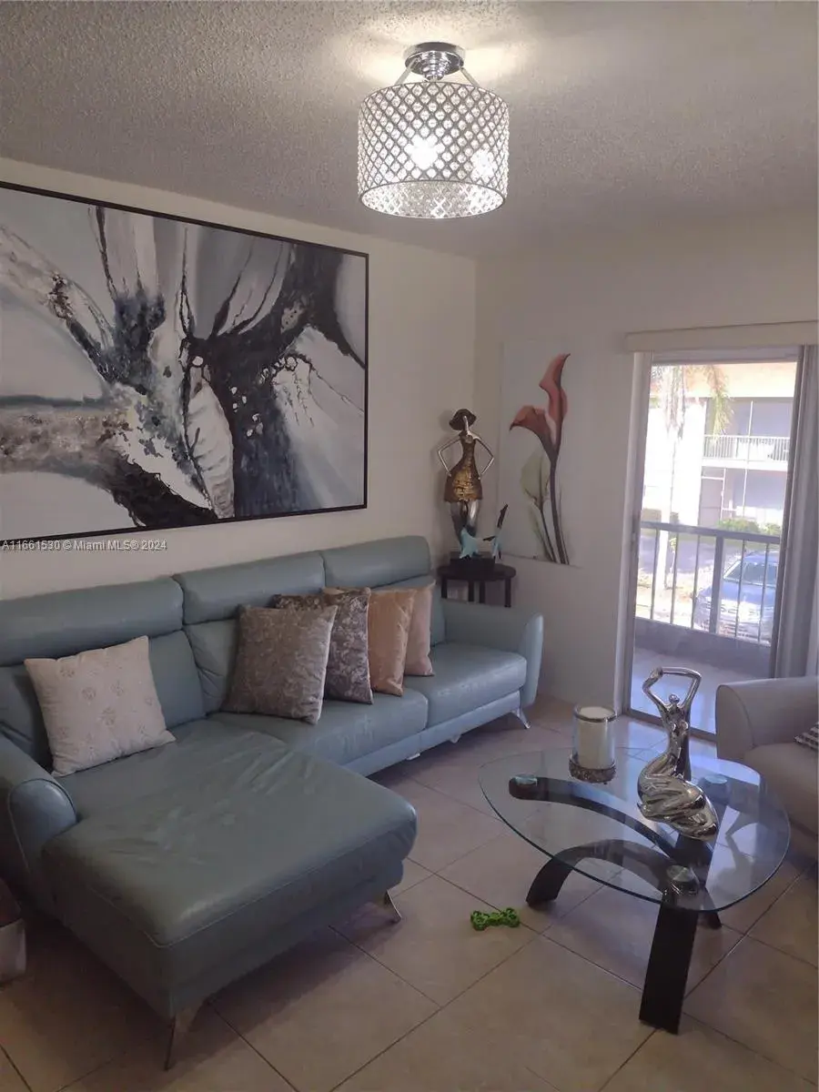 1 bedroom 1 bath Residential Lease for rent at 4137 NW 88th Ave # 204, Coral Springs FL 33065