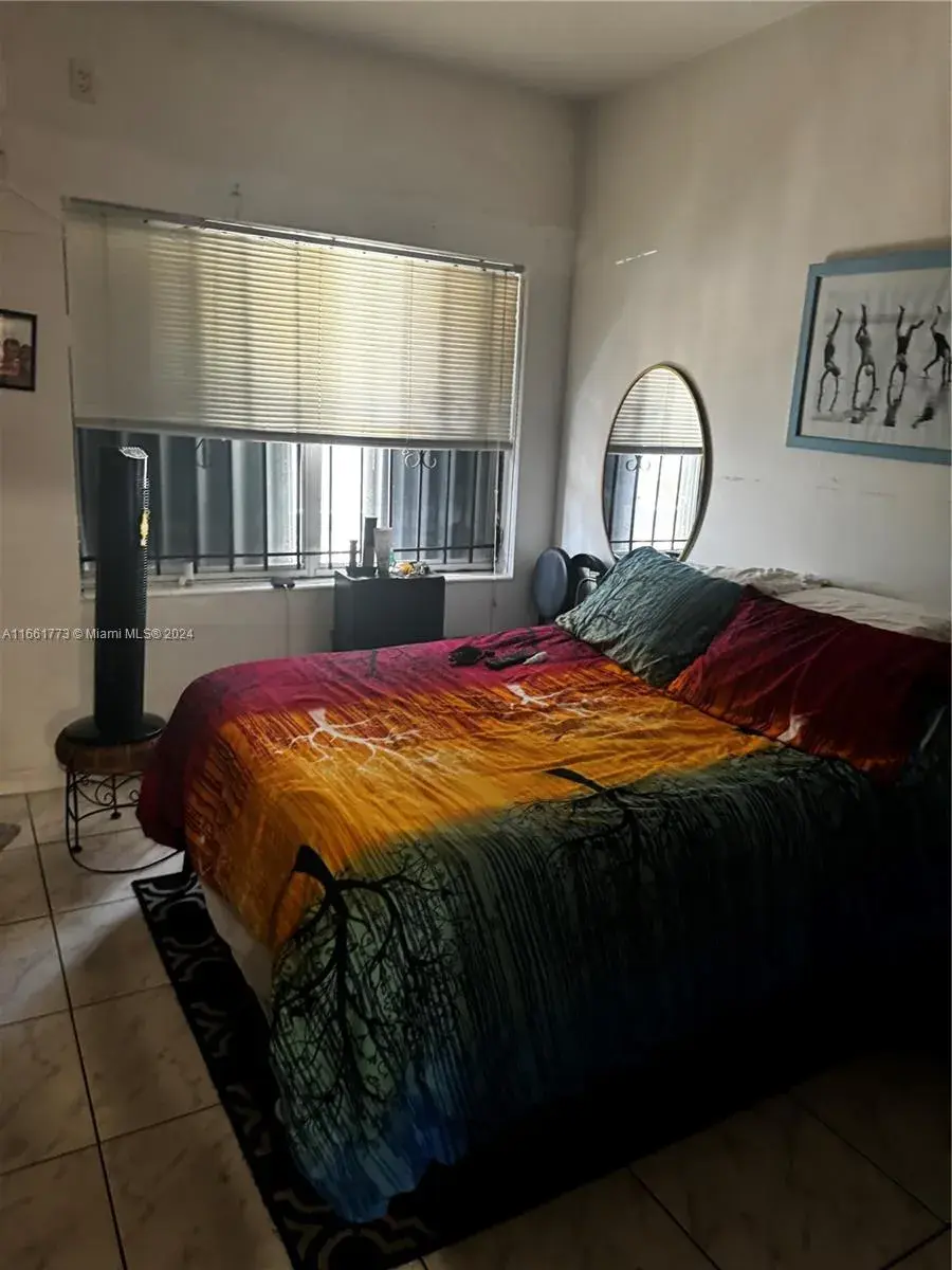 6490 Collins Ave # 4, Miami Beach FL 33141