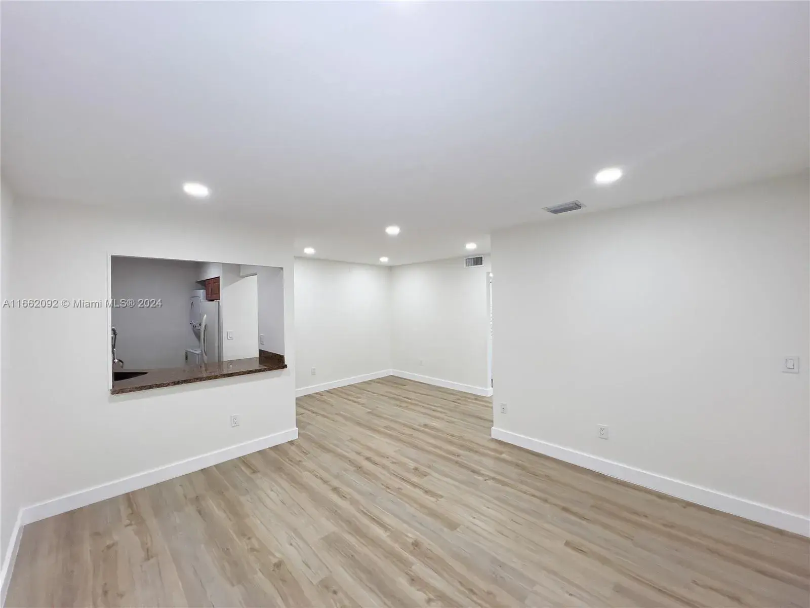 2 bedroom 2 bath Residential Lease for rent at 2655 W 67th Pl # 13, Hialeah FL 33016