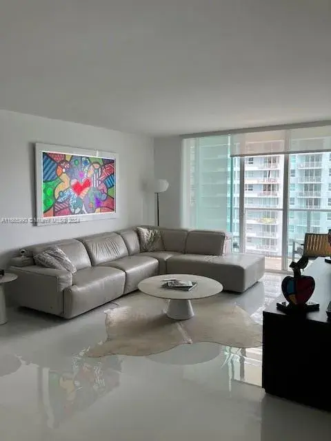 1155 Brickell Bay Dr # 1708, Miami FL 33131 photo 2