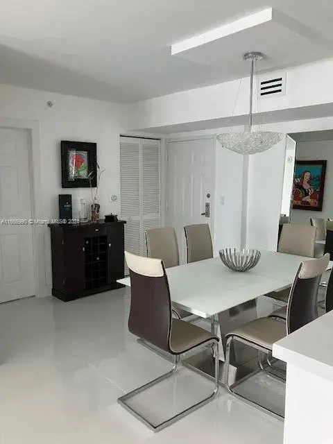 1155 Brickell Bay Dr # 1708, Miami FL 33131 photo 4