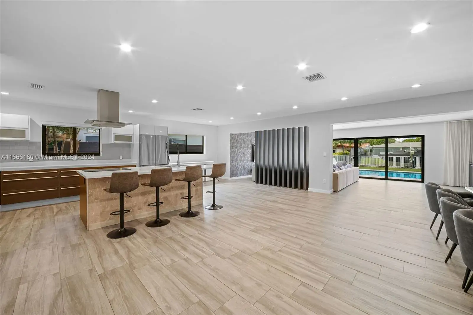 4 bedroom 4 bath for sale at 1555 Daytonia Rd, Miami Beach FL 33141