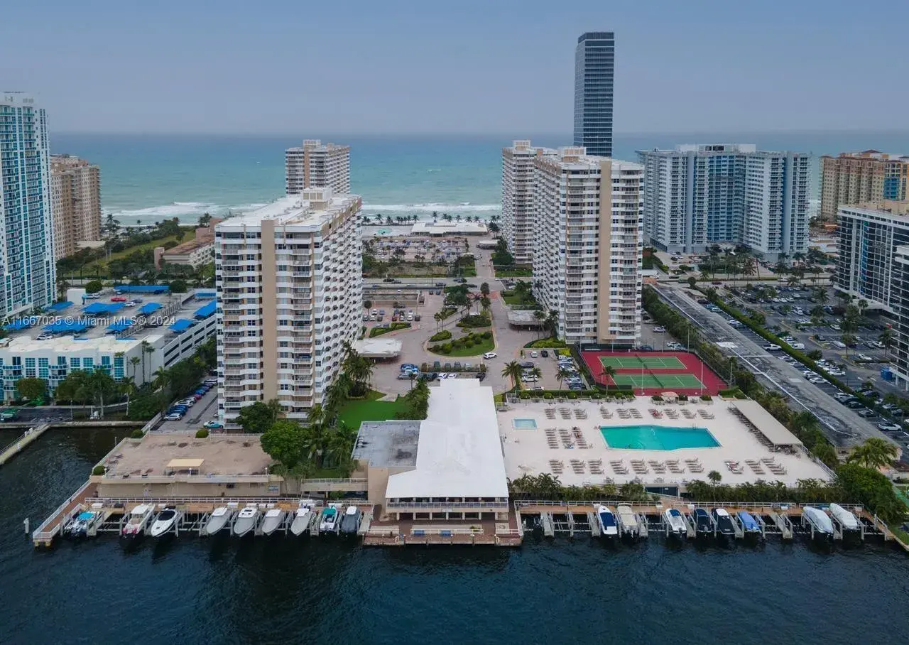 1 bedroom 1 bath Residential for sale at 1965 S Ocean Dr # 11P, Hallandale Beach FL 33009