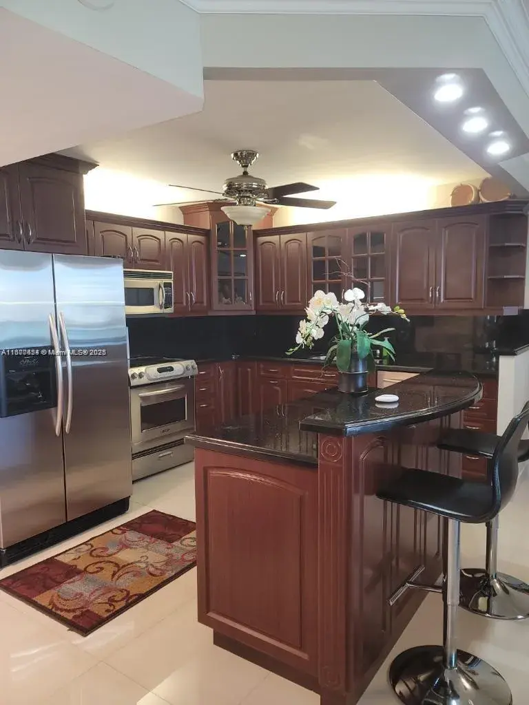2 bedroom 2 bath Residential for sale at 3800 S Ocean Dr # 1407, Hollywood FL 33019