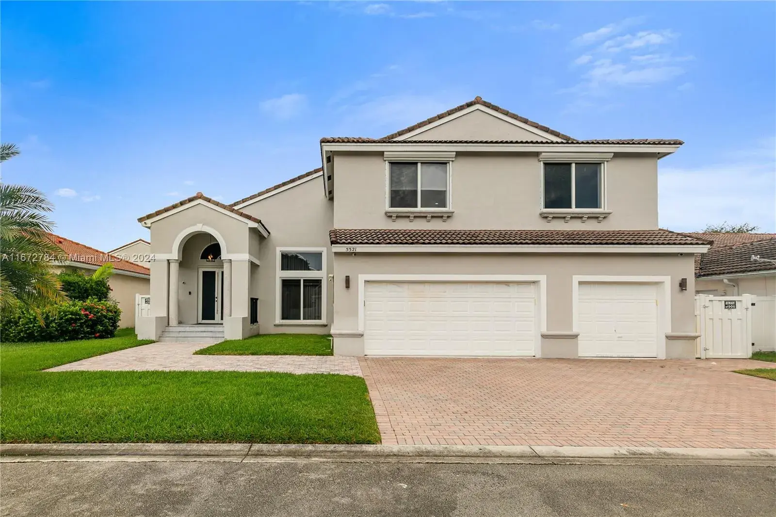 7 bedroom 3 bath Residential Lease for rent at 5321 SW 32 ave, Fort Lauderdale FL 33312