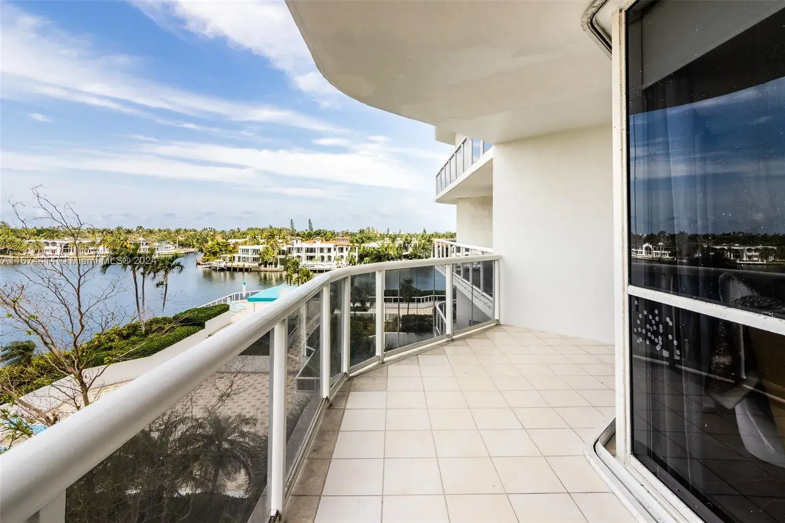 3801 NE 207th St # 504, Aventura FL 33180