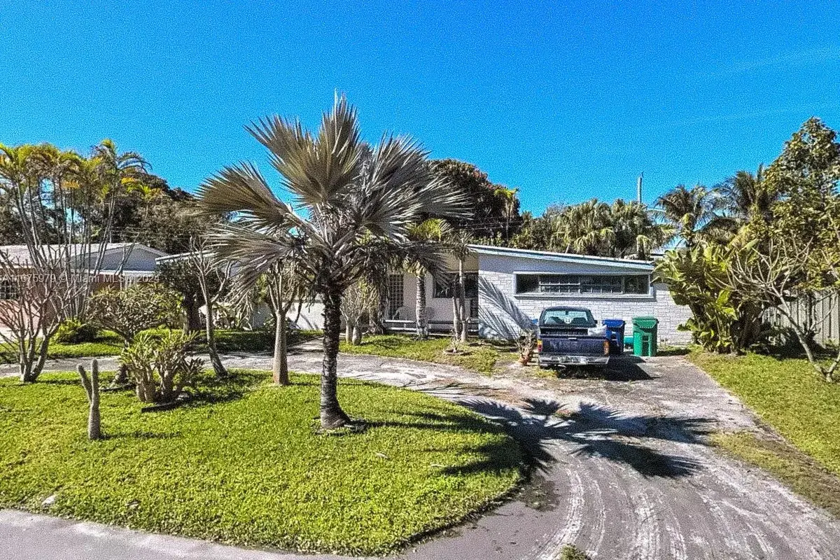 15020 NE 7th Ave, Miami FL 33161