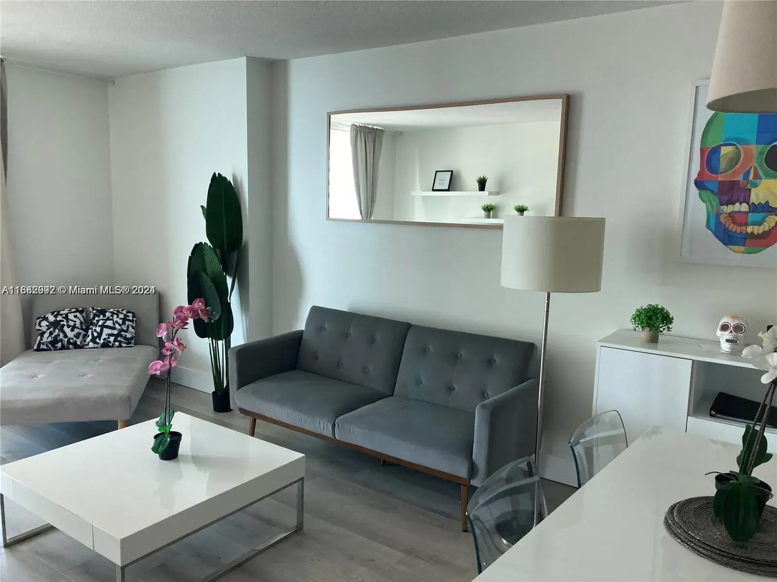1200 Brickell Bay Dr # 3705, Miami FL 33131 photo 3