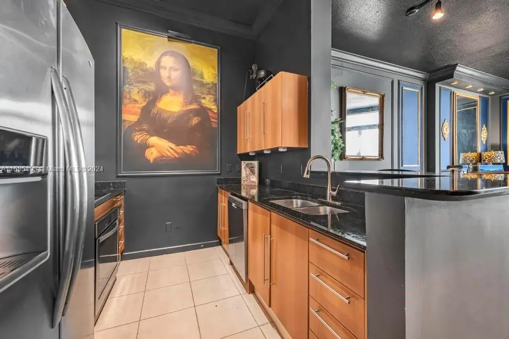 335 S Biscayne Blvd # 02, Miami FL 33131