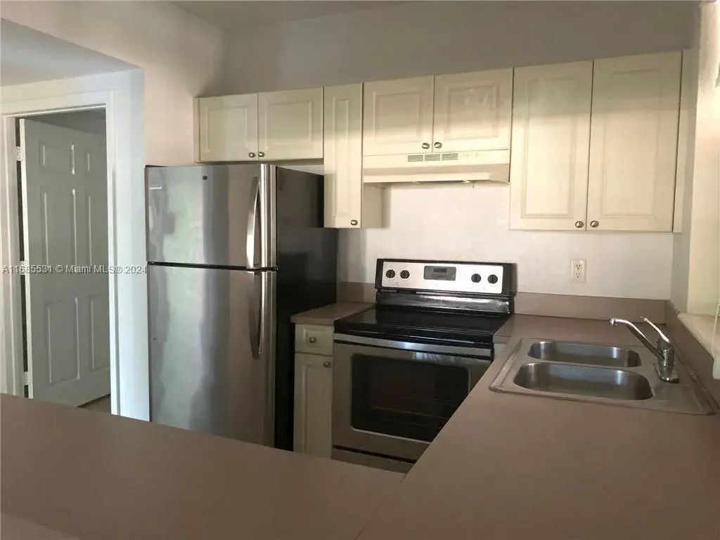 1 bedroom 1 bath Residential for sale at 6776 W Sample Rd # 6776, Coral Springs FL 33067