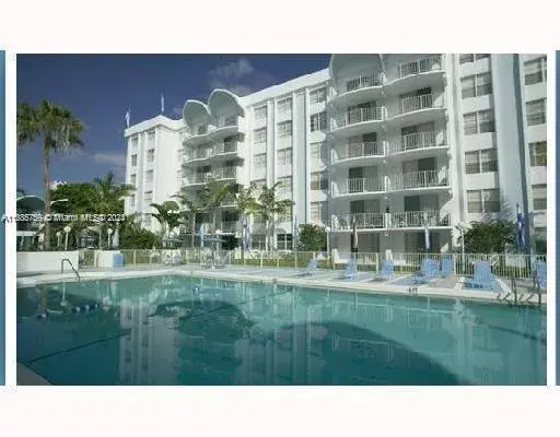 1 bedroom 1 bath Residential for sale at 498 NW 165th St Rd # 607, Miami FL 33169