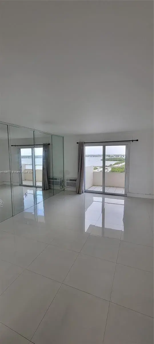 7904 West Dr # 514, North Bay Village FL 33141