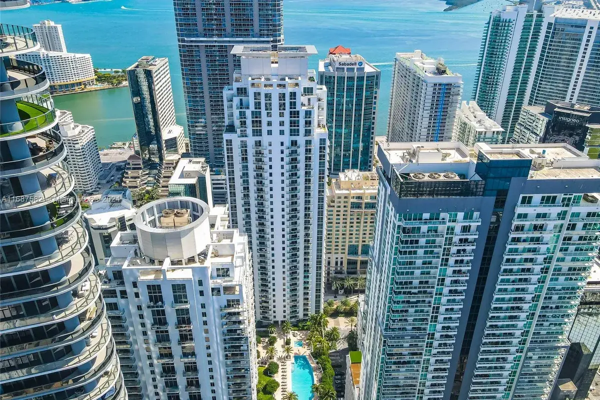 1060 Brickell Ave # 409, Miami FL 33131