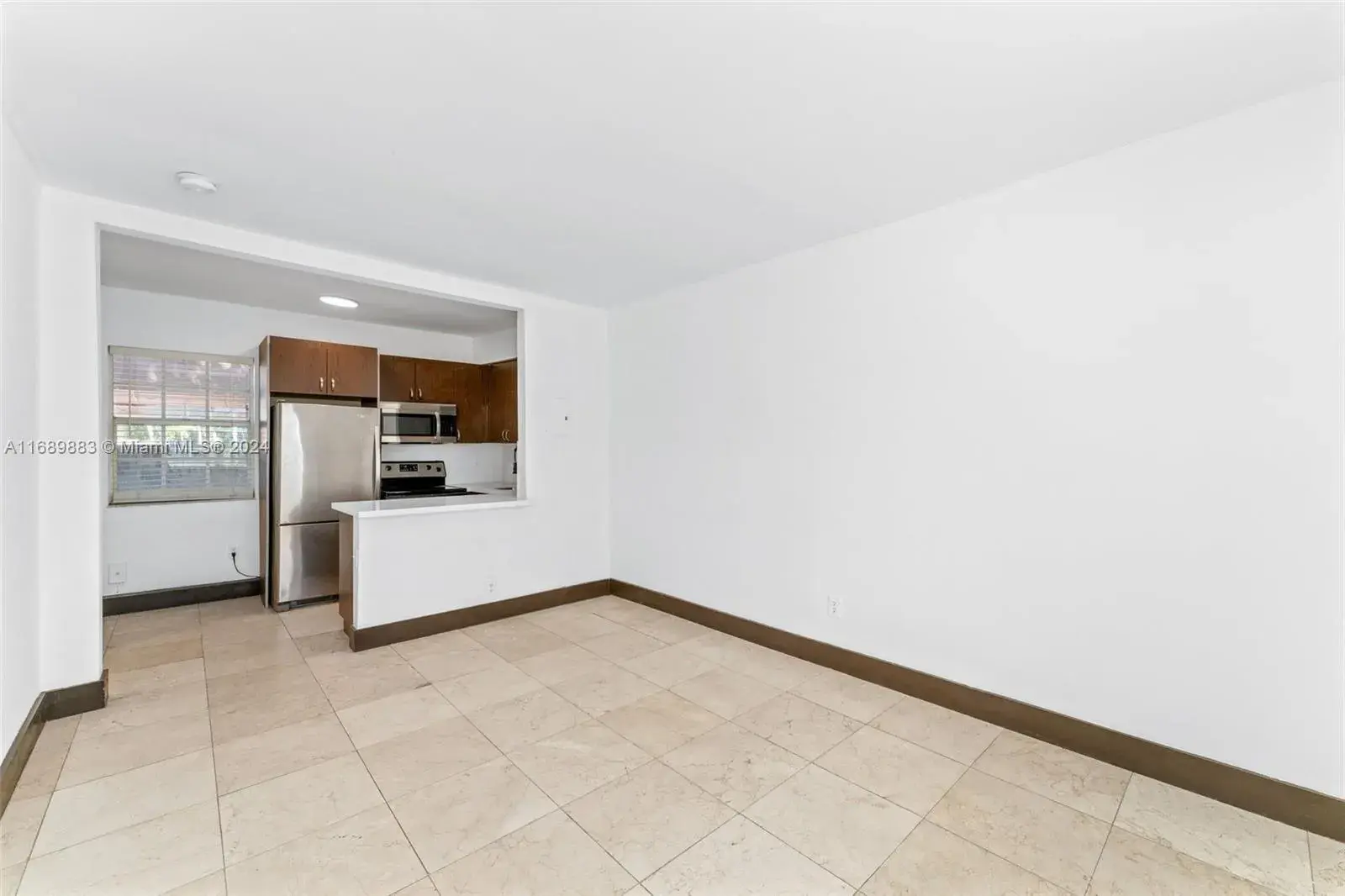 1 bedroom 1 bath Residential Lease for rent at 551 NE 62nd St # 1, Miami FL 33138
