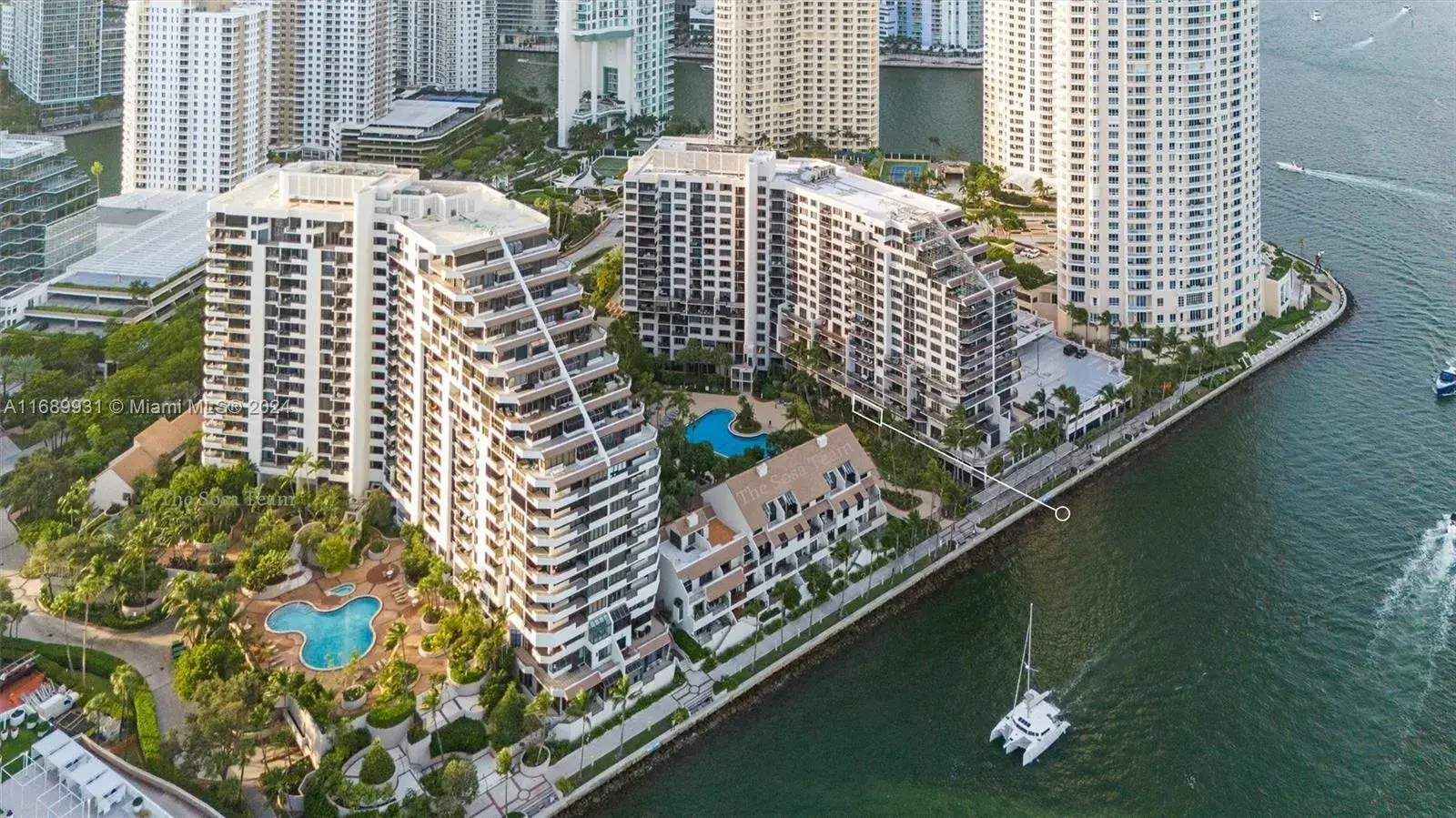 540 Brickell Key Dr # 215, Miami FL 33131