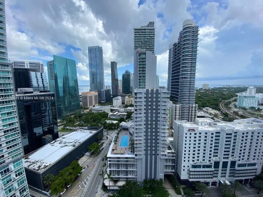 1 bedroom 1 bath Residential for sale at 1100 S Miami Ave # 2602, Miami FL 33130