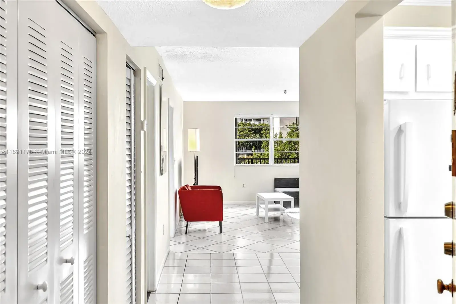 201 180th Dr # 211, Sunny Isles Beach FL 33160