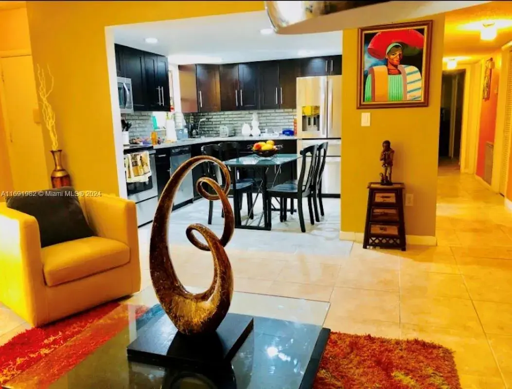740 NE 199th St # 206G, Miami FL 33179