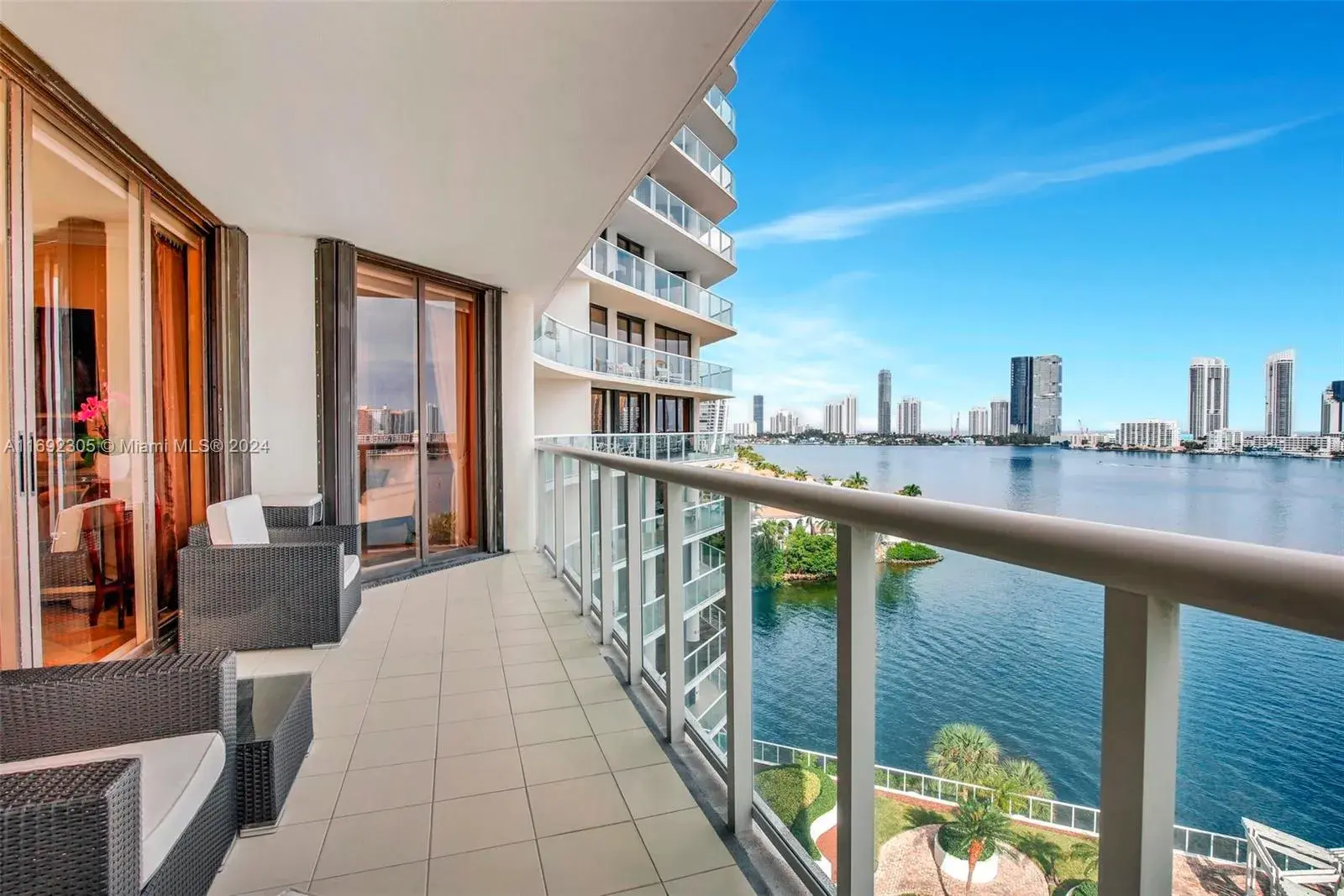 4000 Island Blvd # 1002, Aventura FL 33160