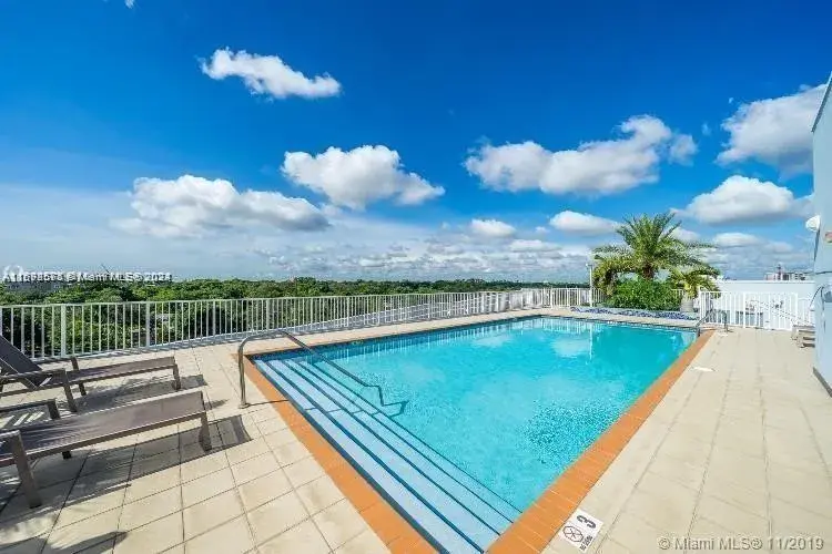 1 bedroom 2 bath Residential Lease for rent at 3250 Grand Ave # 308, Miami FL 33133