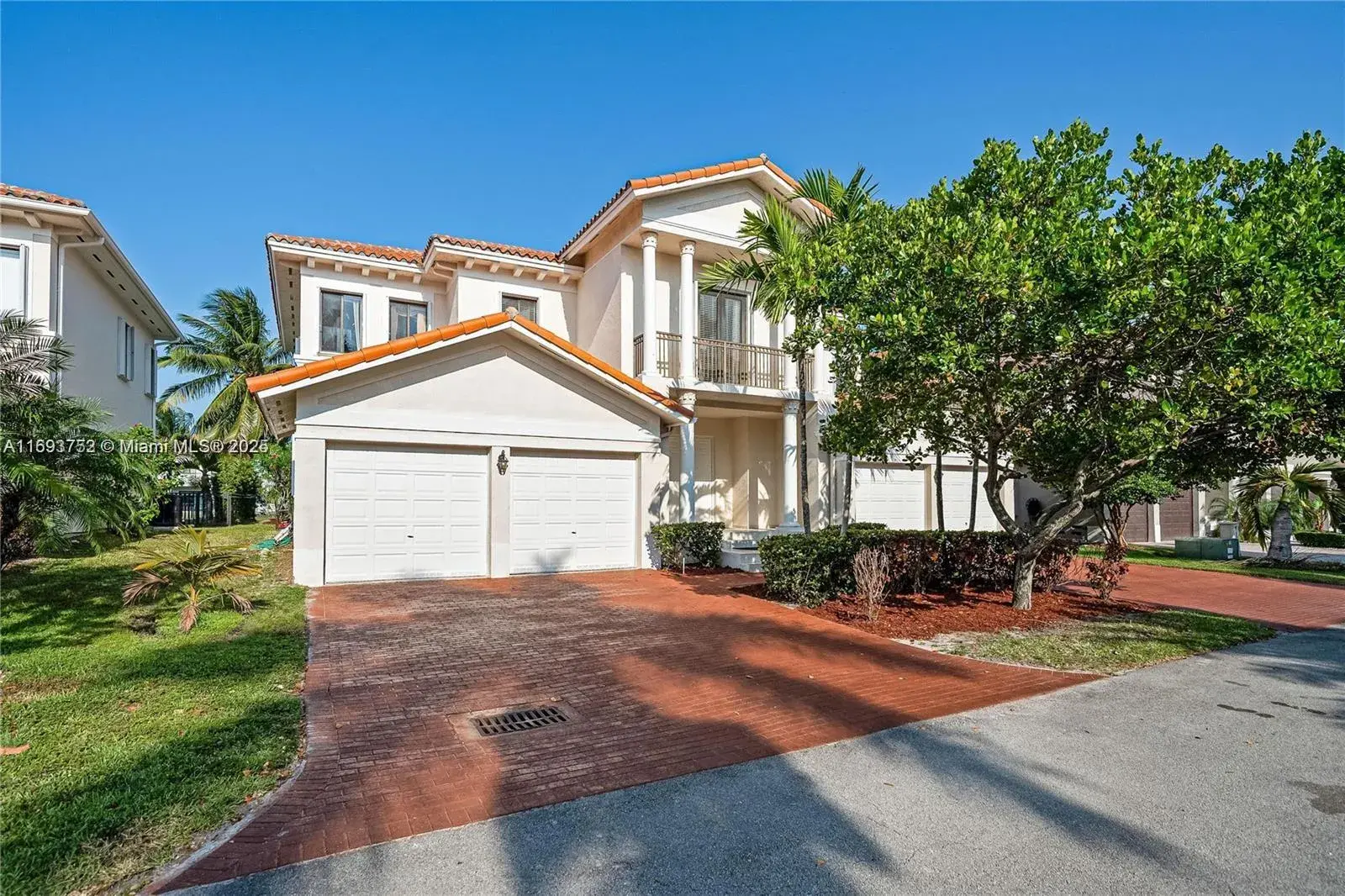 5 bedroom 4 bath Residential Lease for rent at 19343 SW 79th Ave, Cutler Bay FL 33157
