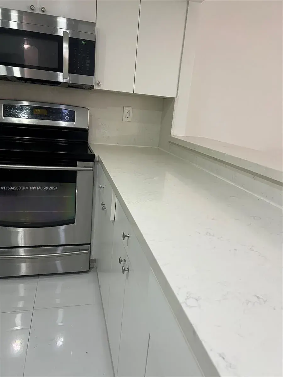4388 W 10th Ln # 59, Hialeah FL 33012