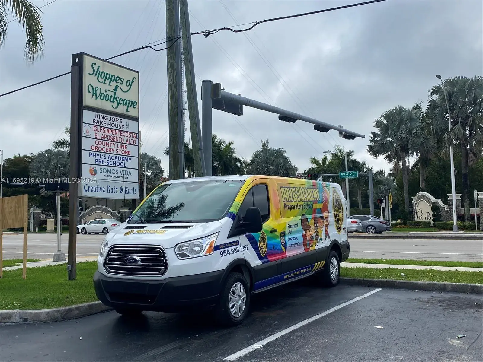 for sale at 4040 SW 69th Ave, Miramar FL 33023
