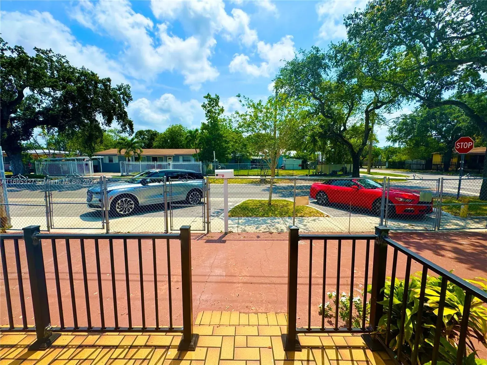 2810 NW 24th Ave, Miami FL 33142