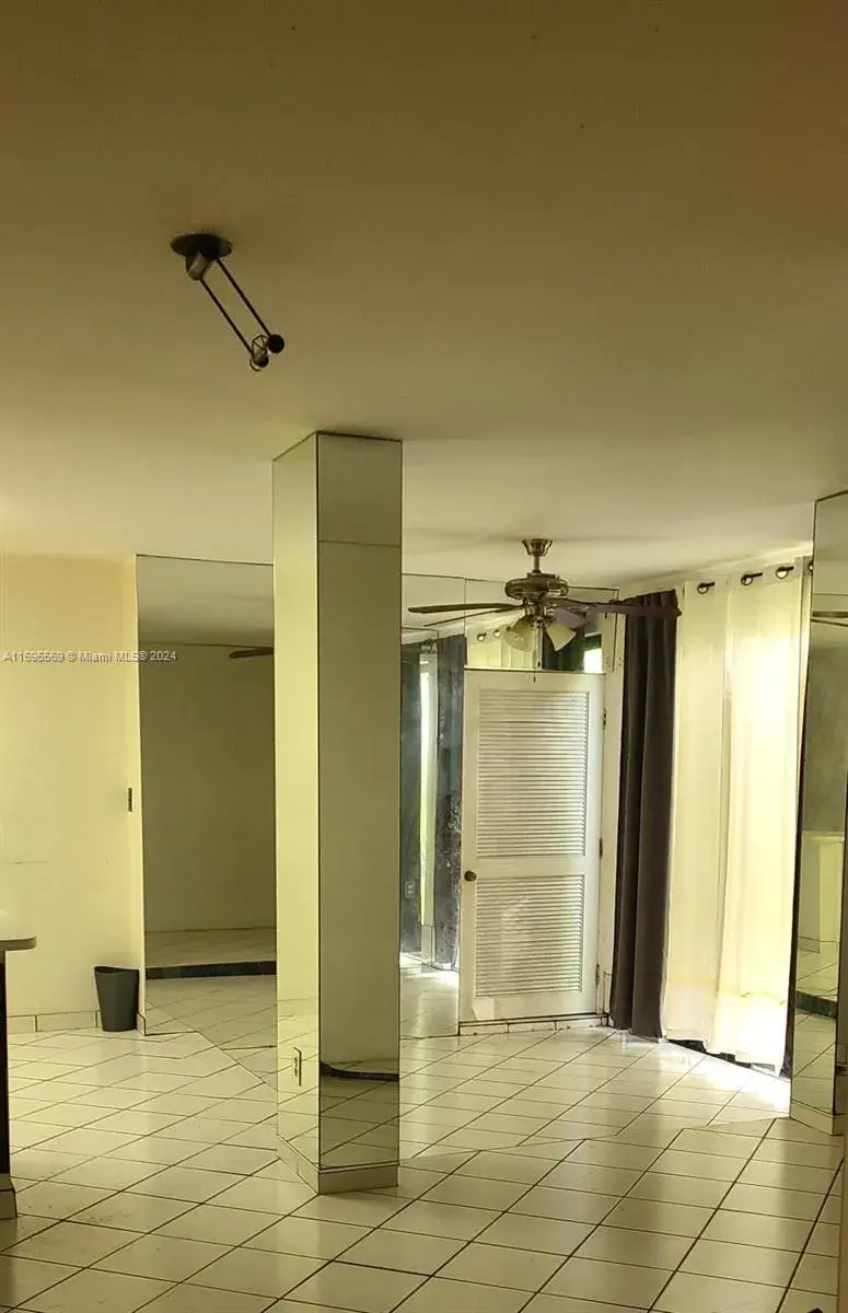 3564 Magellan Cir # 1, Aventura FL 33180