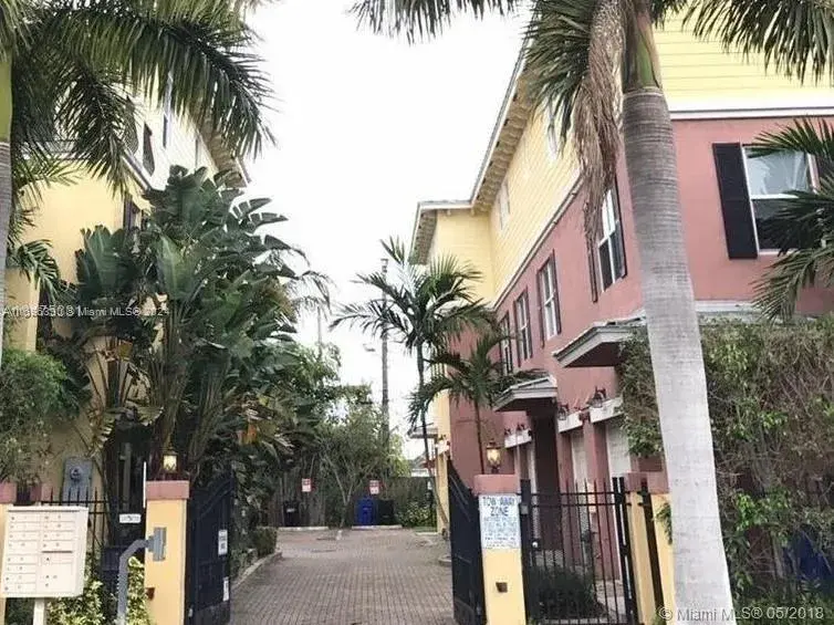 2 bedroom 2 bath Residential Lease for rent at 1117 SW 1st St # 1137, Fort Lauderdale FL 33312