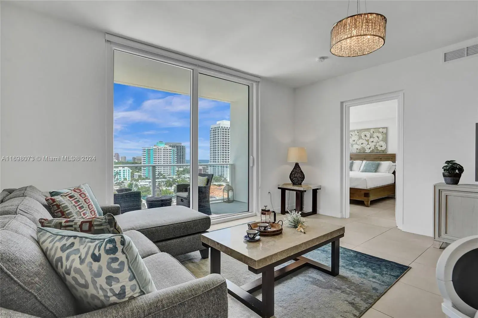 1 bedroom 1 bath Residential for sale at 401 N Birch Rd # 1113, Fort Lauderdale FL 33304