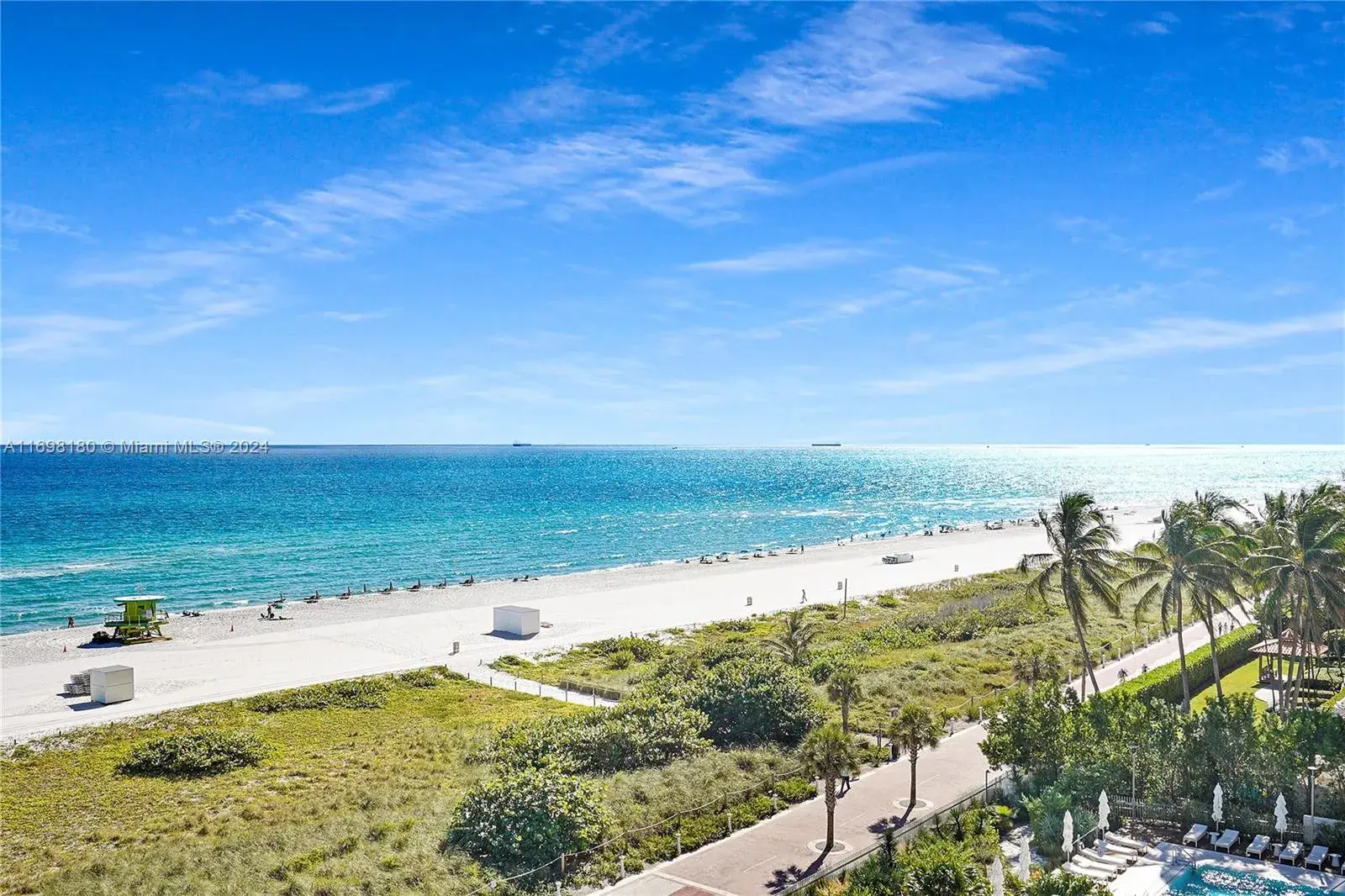 4 bedroom 5 bath for sale at 5801 Collins Ave # 800, Miami Beach FL 33140