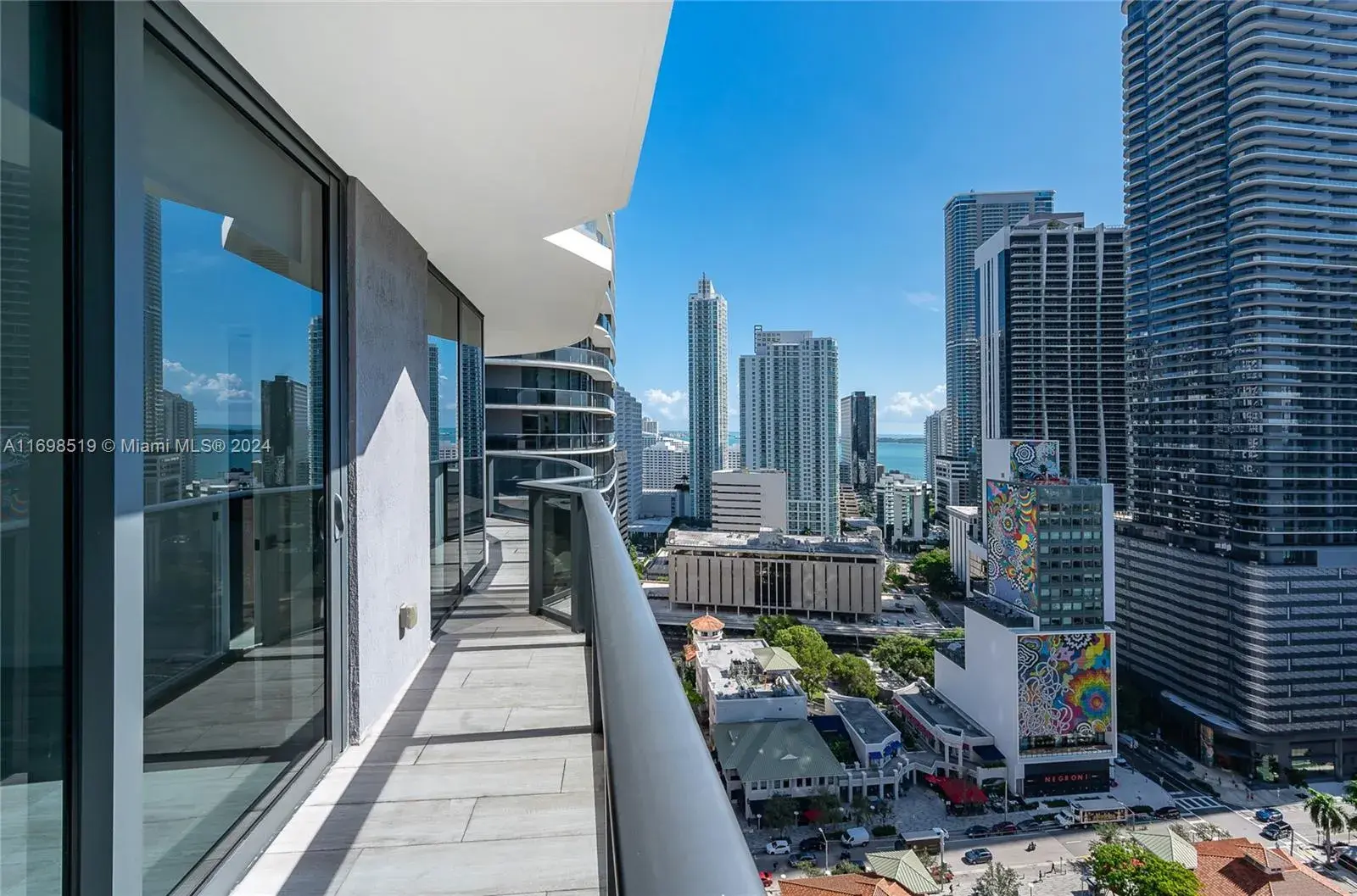 55 SW 9th St # 2303, Miami FL 33130
