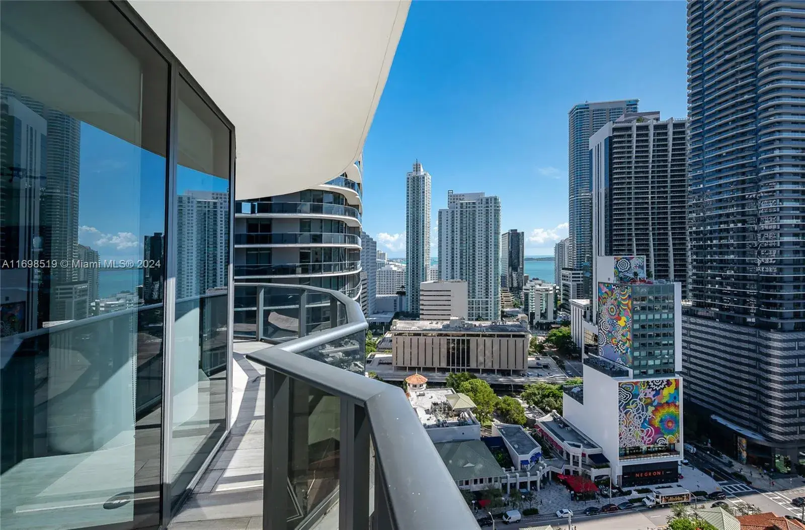 55 SW 9th St # 2303, Miami FL 33130