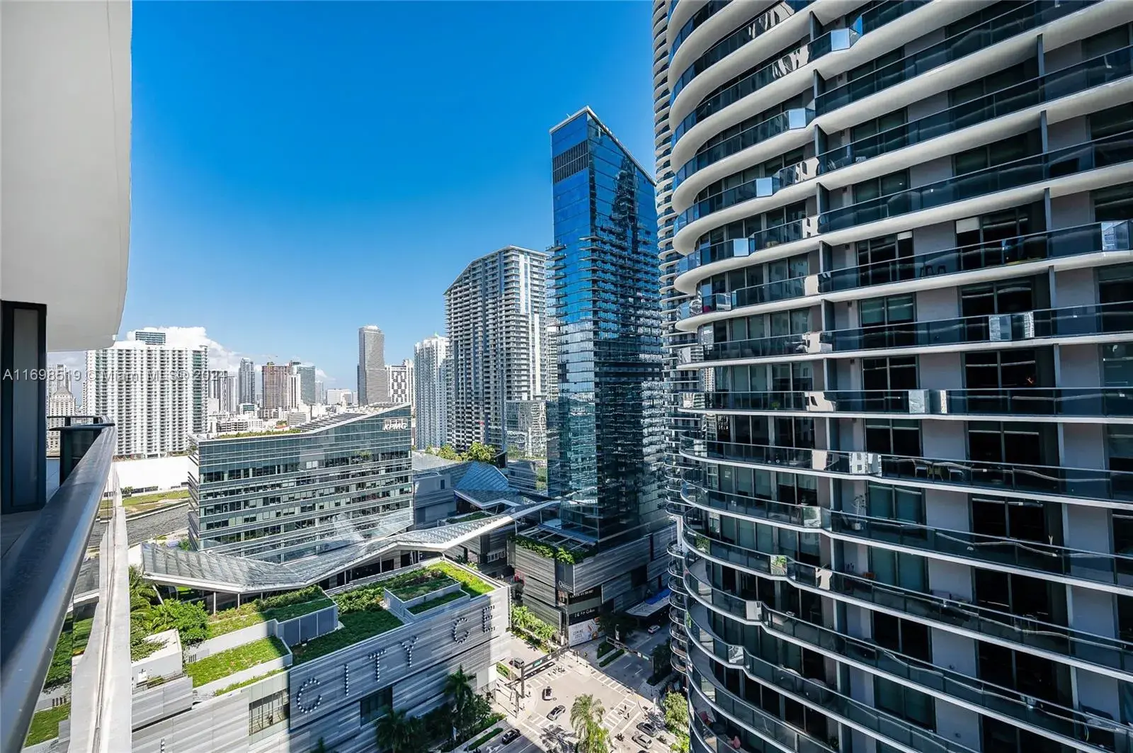 55 SW 9th St # 2303, Miami FL 33130