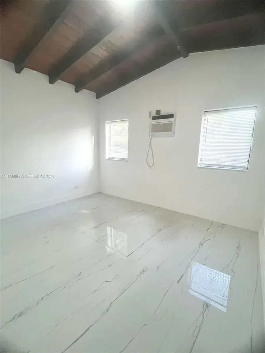 1776 NE 178 STREET # 2, Miami FL 33162