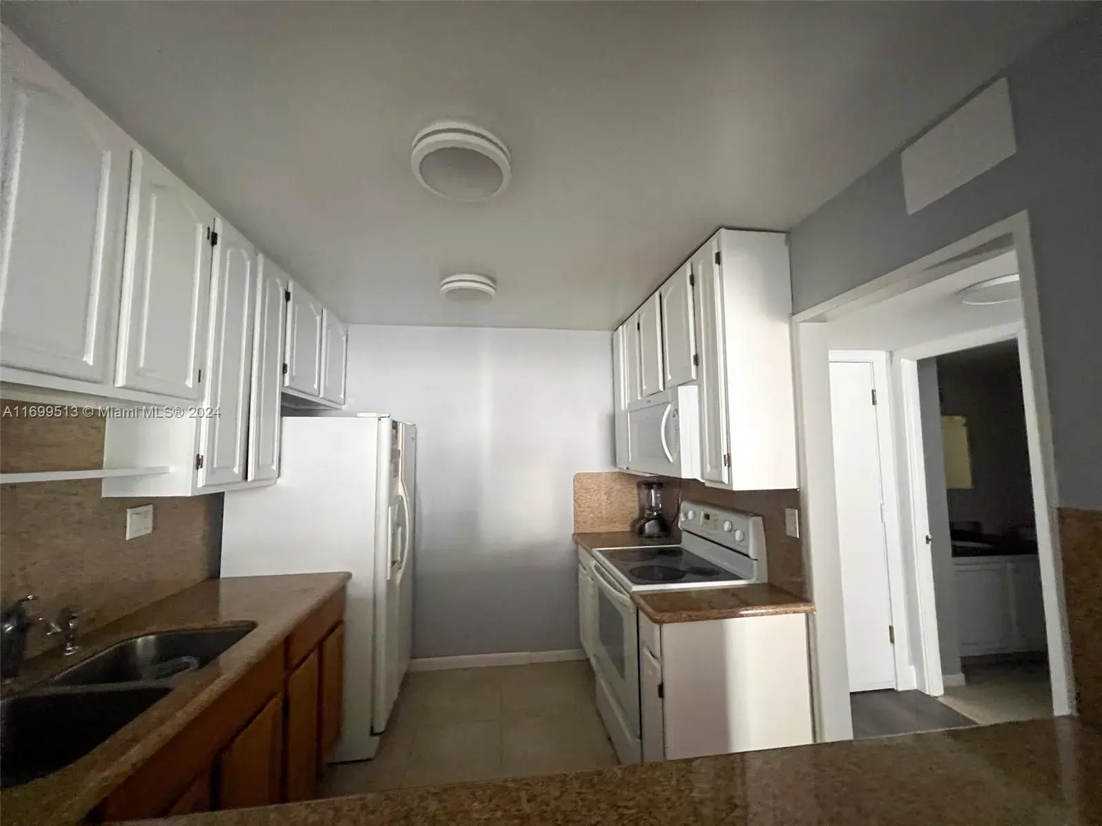 1849 S Ocean Dr # 906, Hallandale Beach FL 33009
