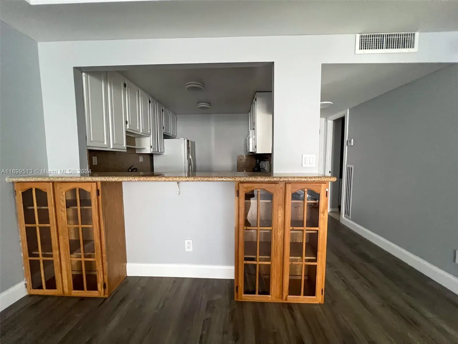 1849 S Ocean Dr # 906, Hallandale Beach FL 33009