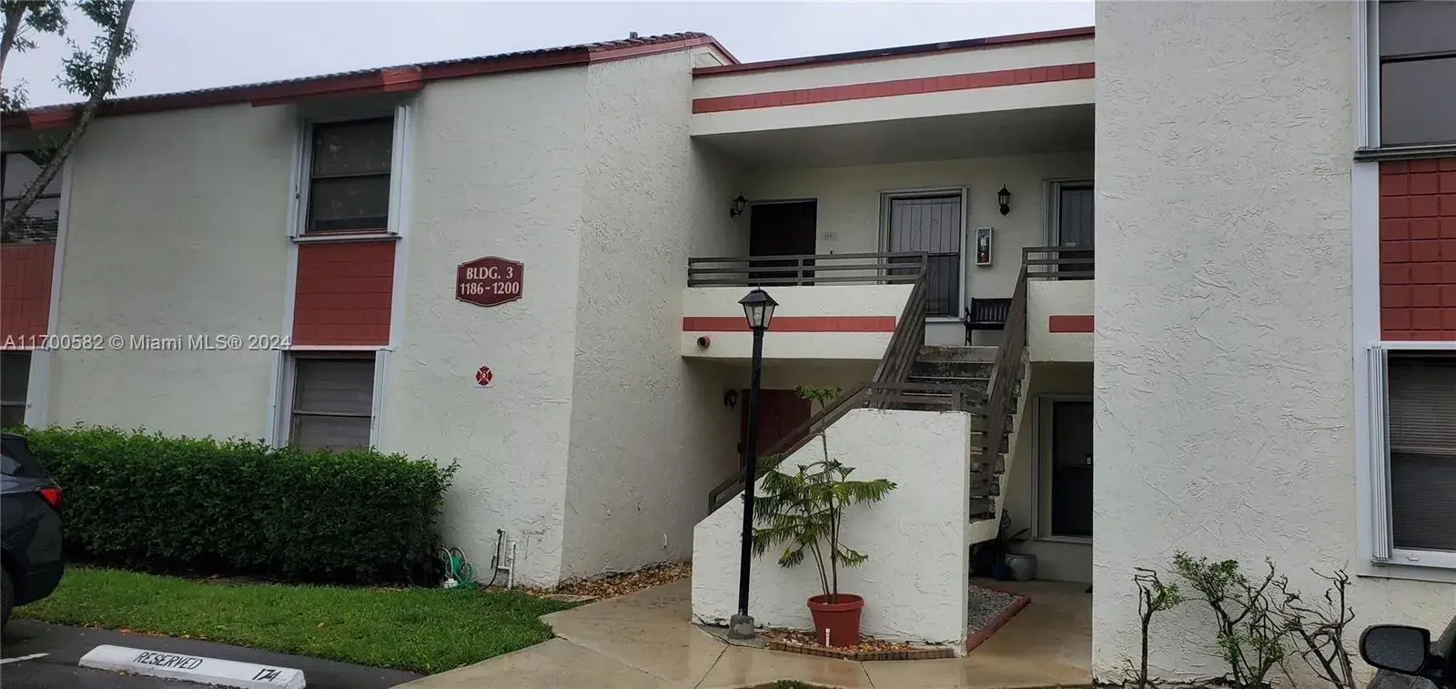 2 bedroom 2 bath Residential Lease for rent at 1196 N Hiatus Rd # 1196, Pembroke Pines FL 33026