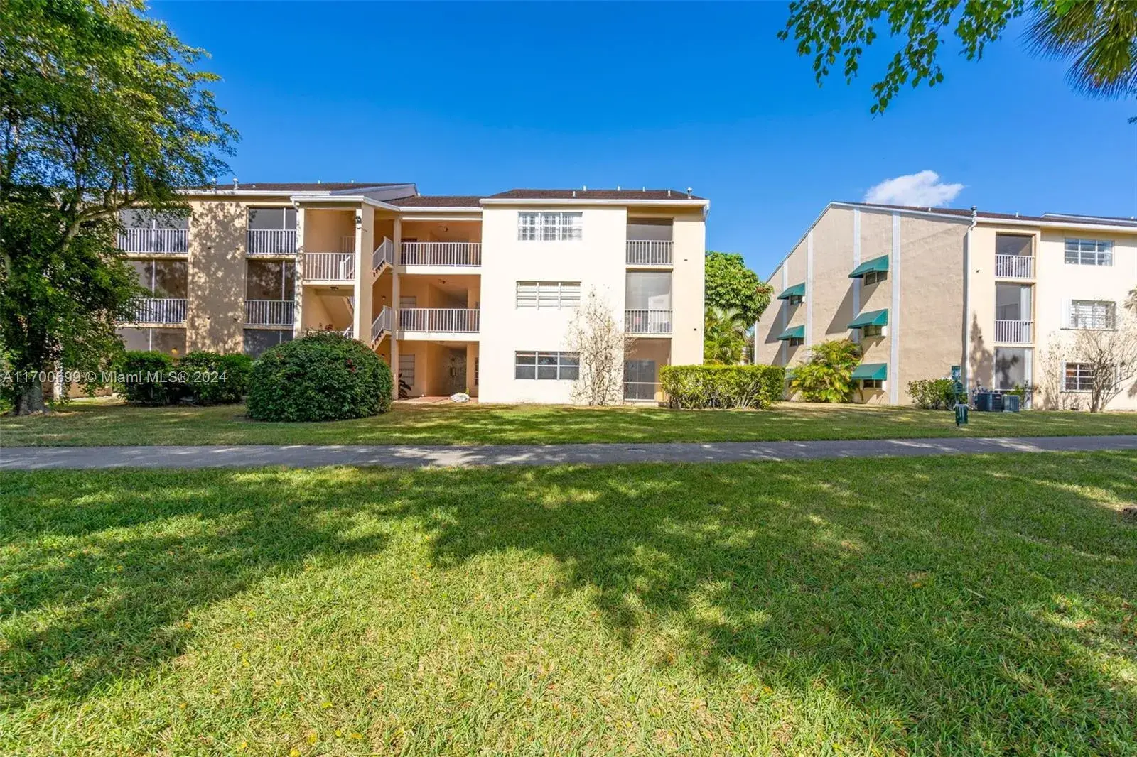 15340 SW 106th Ter # 822, Miami FL 33196