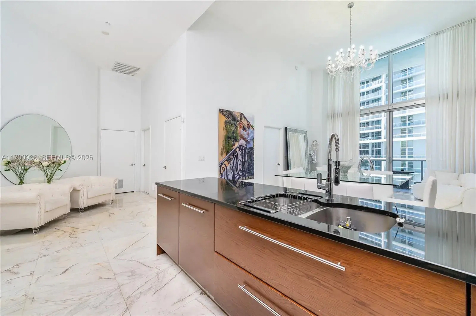 2 bedroom 2 bath Residential for sale at 475 Brickell Ave # 2209, Miami FL 33131