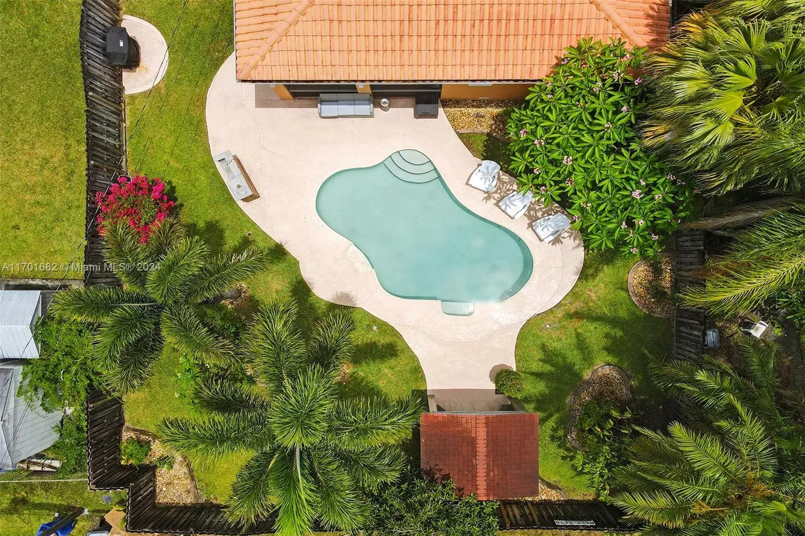 3 bedroom 2 bath Residential for sale at 1410 Mayo St, Hollywood FL 33020