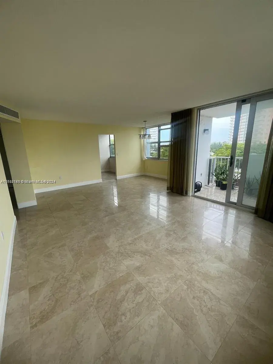 2 bedroom 2 bath Residential Lease for rent at 1200 NE Miami Gardens Dr # 413W, Miami FL 33179