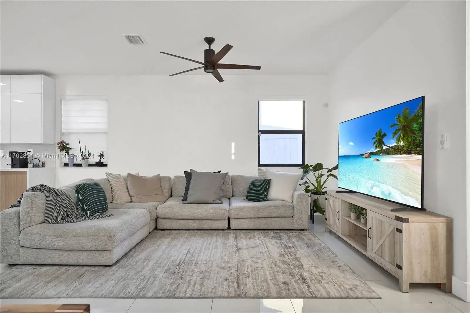3430 W 108th St, Hialeah FL 33018