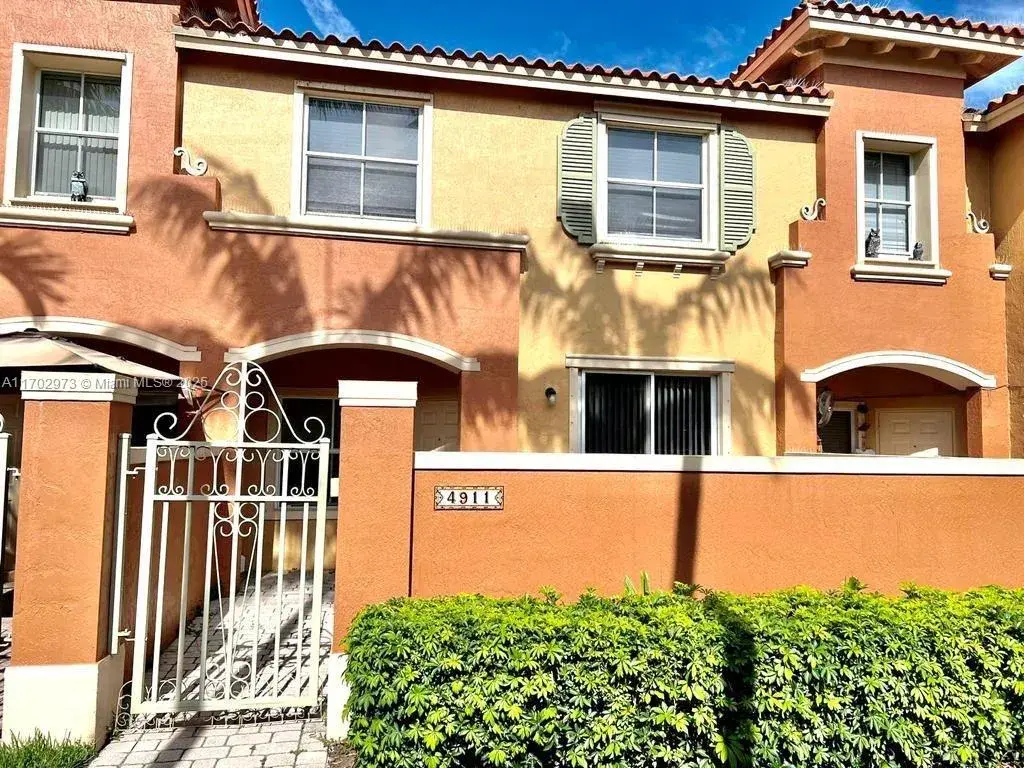 4911 Spinnaker Dr # 4808, Dania Beach FL 33312